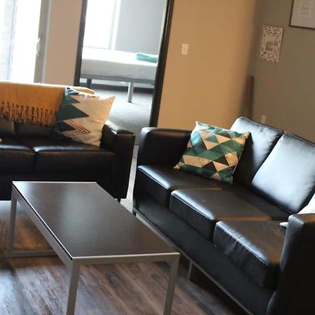 Spacious 2BR Suite Plus Patio Near Iowa State Ames Zewnętrze zdjęcie